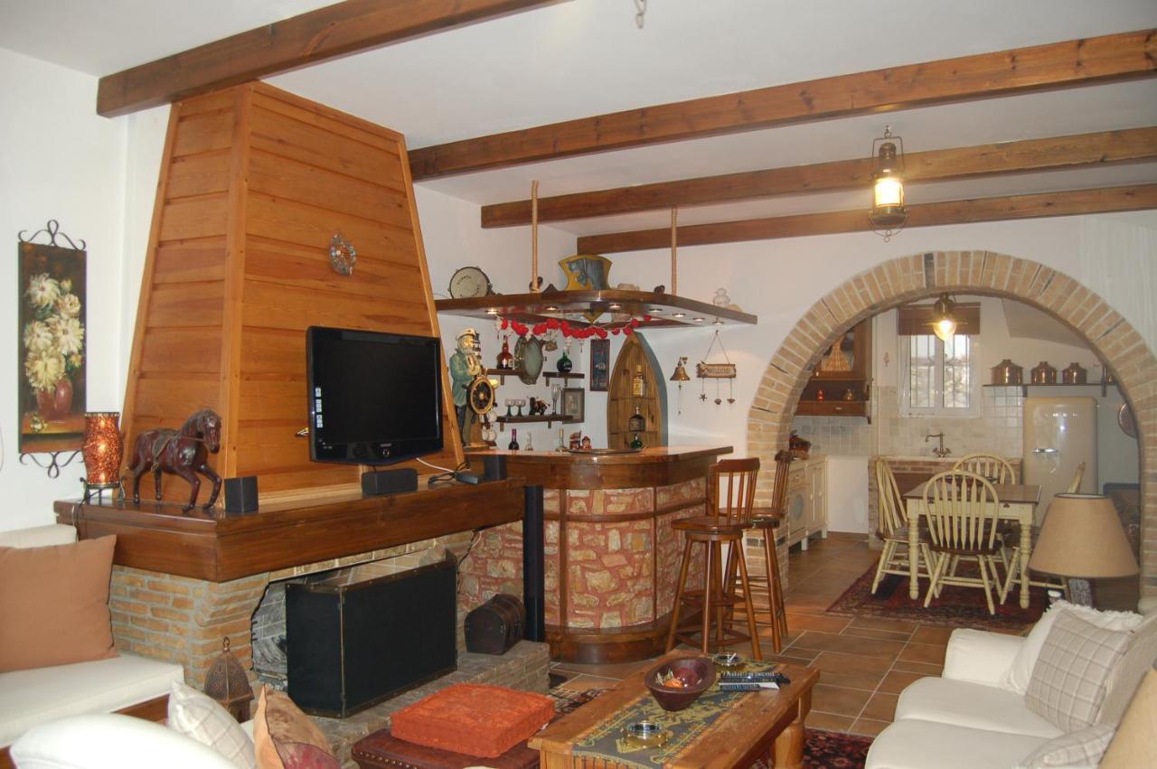 Villa Sul Mare Chalkís 외부 사진